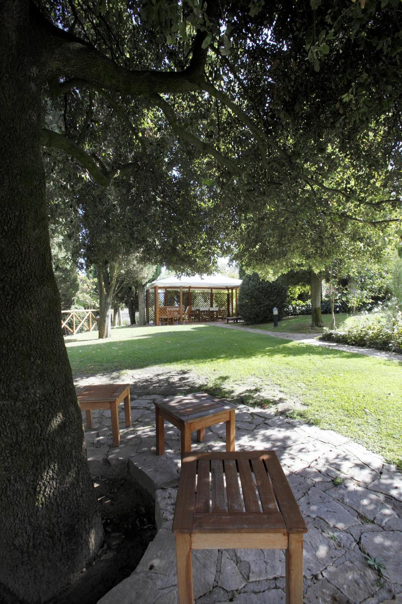 Villa Luisa Todi Exteriör bild